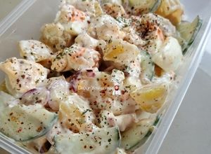 Gambar Salad Sejuk Telur, Kentang & Timun