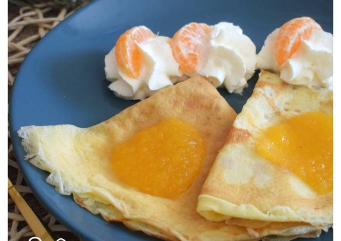 Crêpes coulis et chantilly de clémentines