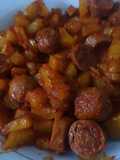 بطاطا ونقانق بالبابريكا