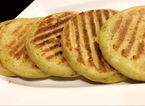 Una foto de Arepas de plátano