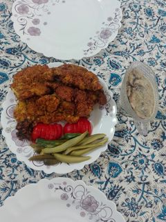 عکسی از دستور مرغ سوخاری با سس قارچ