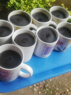 A picture of Chocolate cake in a mug!!!.