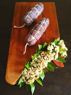 Foto di Salame di cioccolato alle mandorle e nocciole