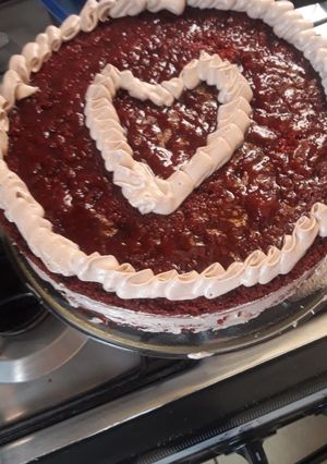 Una foto de Torta red velvet con premezcla