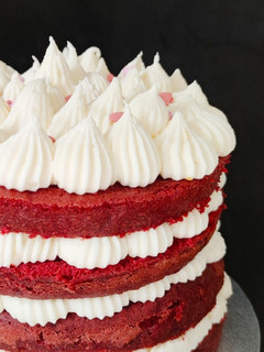 Foto principal de Red Velvet con relleno de lemon curd y buttercream de queso