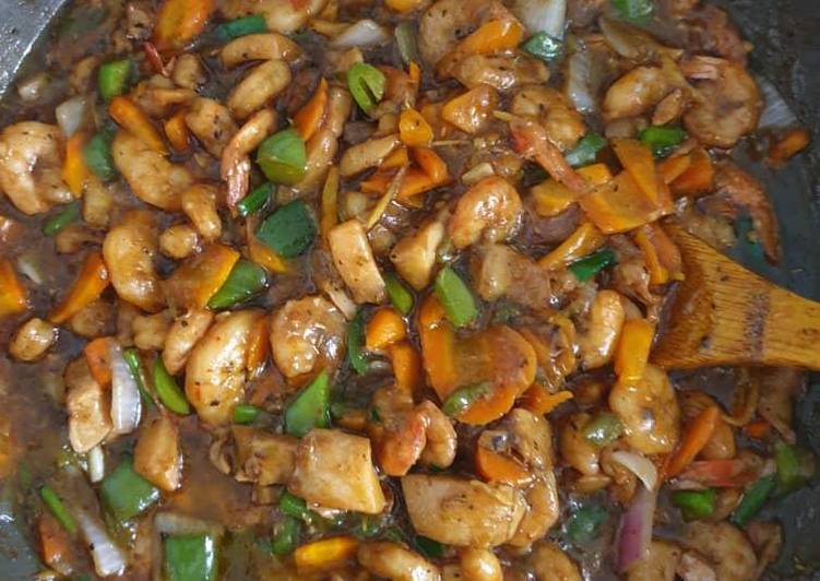 Easiest Way to Cook Delicious Chicken &amp; Seafood Oyster Sauce