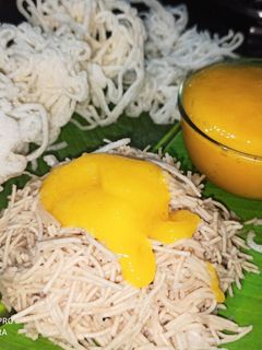 आंब्याचा रस आणि शेवळ्या (ambyacha ras ani sevlya recipe in marathi) रेसिपी चे मुख्य फोटो