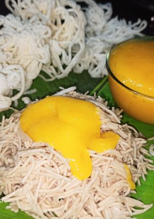 आंब्याचा रस आणि शेवळ्या (ambyacha ras ani sevlya recipe in marathi) रेसिपी चे मुख्य फोटो 