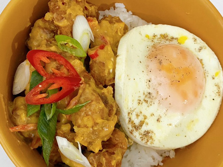 Resep Chicken salted egg rice bowl Anti Gagal