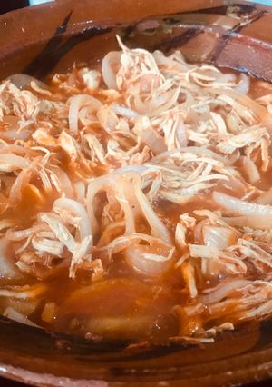 Una foto de Tinga de pollo