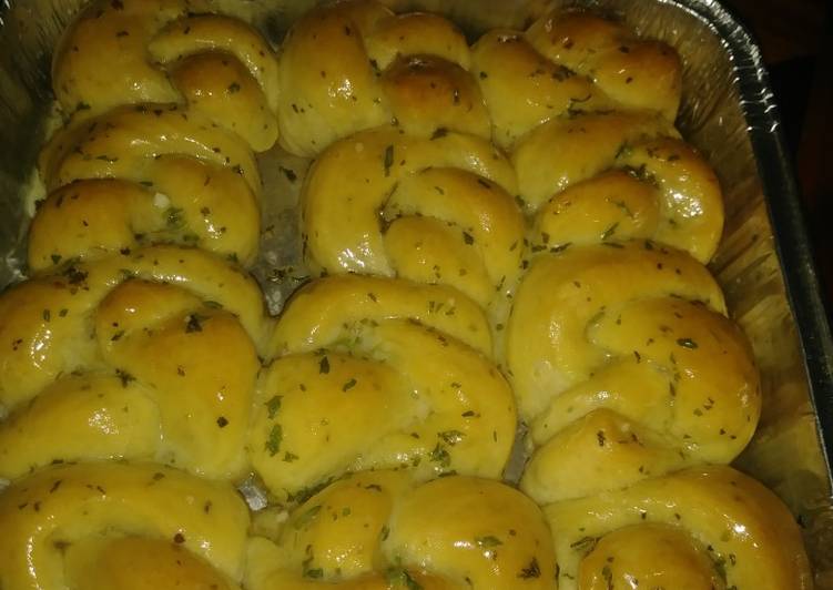 Step-by-Step Guide to Prepare Ultimate Garlic Knots