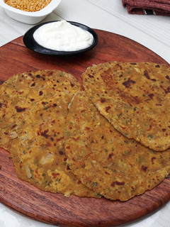 A picture of Toor Dal Paratha.