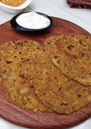 A picture of Toor Dal Paratha.