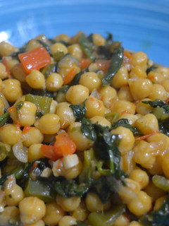 Una foto de Garbanzos con espinacas
