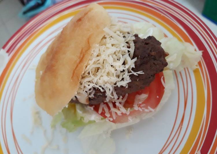 Recipe: Tasty Home Made Western Sytle Burger