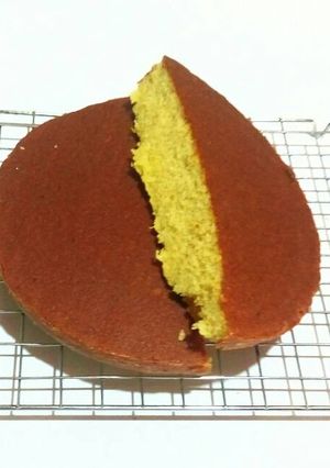 A picture of Five ingredients Tangerine flavoured cake.