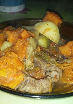 Una foto de Bife a la criolla