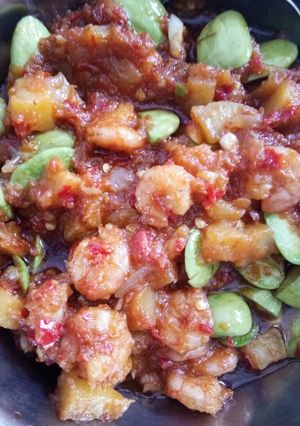 Foto resep Sambal goreng udang kentang + petai