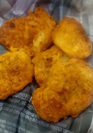 A picture of Aloo ke pakore.
