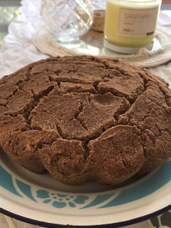 Una foto de Budín de cacao sin tacc y sin azúcar