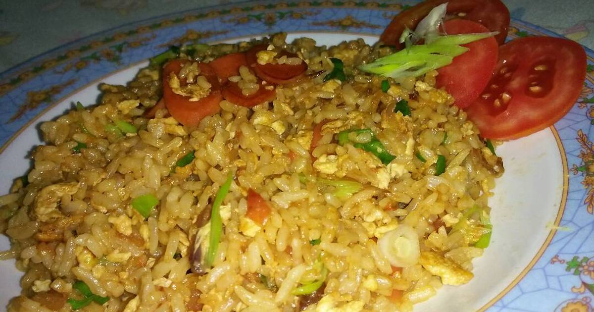  Resep  Nasi  goreng  sosis  oleh Atin Nuratikah Cookpad