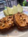 🐝🍫🥜 Panqueques de avena-cacao, con topping de mantequilla de maní 🥜🍫 🐝