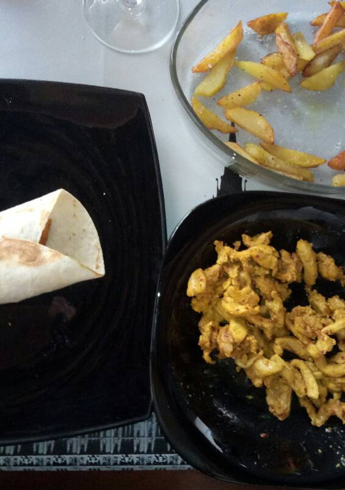 Una foto de Shawarma estilo Camerún