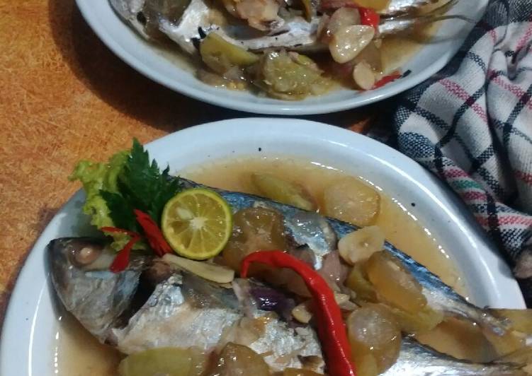 Tim ikan kembung kuah asam