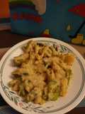 Whole wheat pasta with white sauce