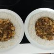 Arroz con pechuga de pollo con salsa de champiñones a mi manera