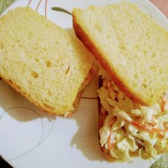 A picture of Coleslaw sandwich.
