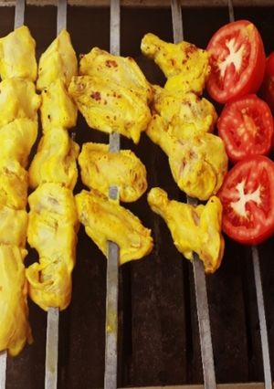 عکسی از دستور جوجه کباب زعفرانی