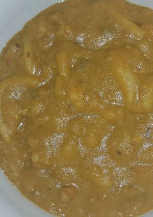 A picture of Thick Split Peas Soup.