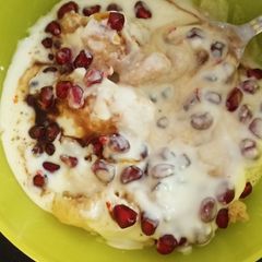 A picture of Dahi vada.