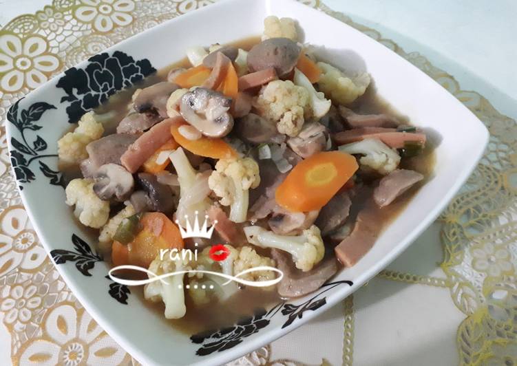 Resep Cah jamur kancing sosis baso, Enak Banget