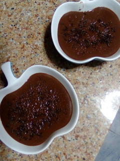 Una foto de Natillas de chocolate sin lactosa