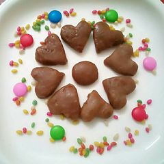 A picture of Chocolate burfi.