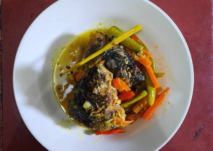 Acar Ikan Mas