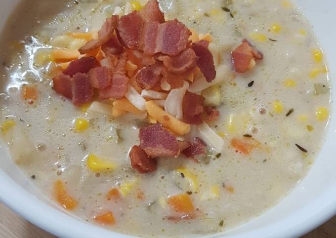Recipe of Favorite Summer Fresh Corn Chowder (with Bacon)