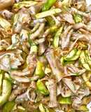 Chân tai dầm cóc