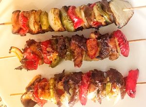 Una foto de Brochetas mixtas con vegetales a la plancha y al air fryer 😎