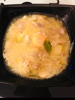 Una foto de Mix de siete verduras dos en uno(Caldo de pollo, gallina y crema de verduras)