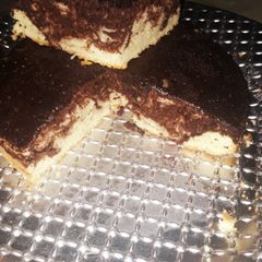A picture of Chocolate and vanilla tea cake.