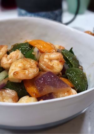 青椒🫑. 胡萝卜🥕. 洋葱🧅 & 虾仁🍤🍤 的食譜成品照片