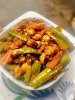 करौंदा हरी मिर्च का अचार रेसिपी मुख्य फोटो