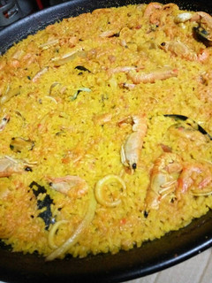 Una foto de Arroz y marisco