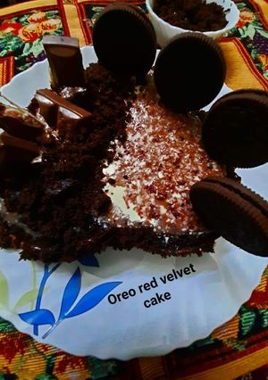 ওরিও রেড ভেলভেট কেক (Oreo Red velvet cake) রেসিপির প্রধান ছবি