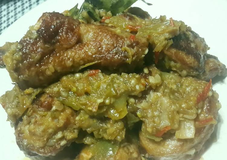 Resep Ayam Goreng Cabe Ijo, Lezat Sekali