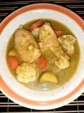 Pollo en salsa de tomate y verdura