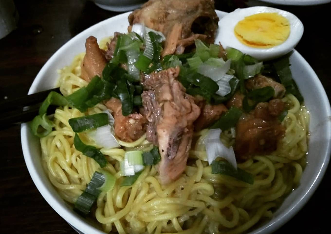 Bakmi Kuah Topping Ayam Rica